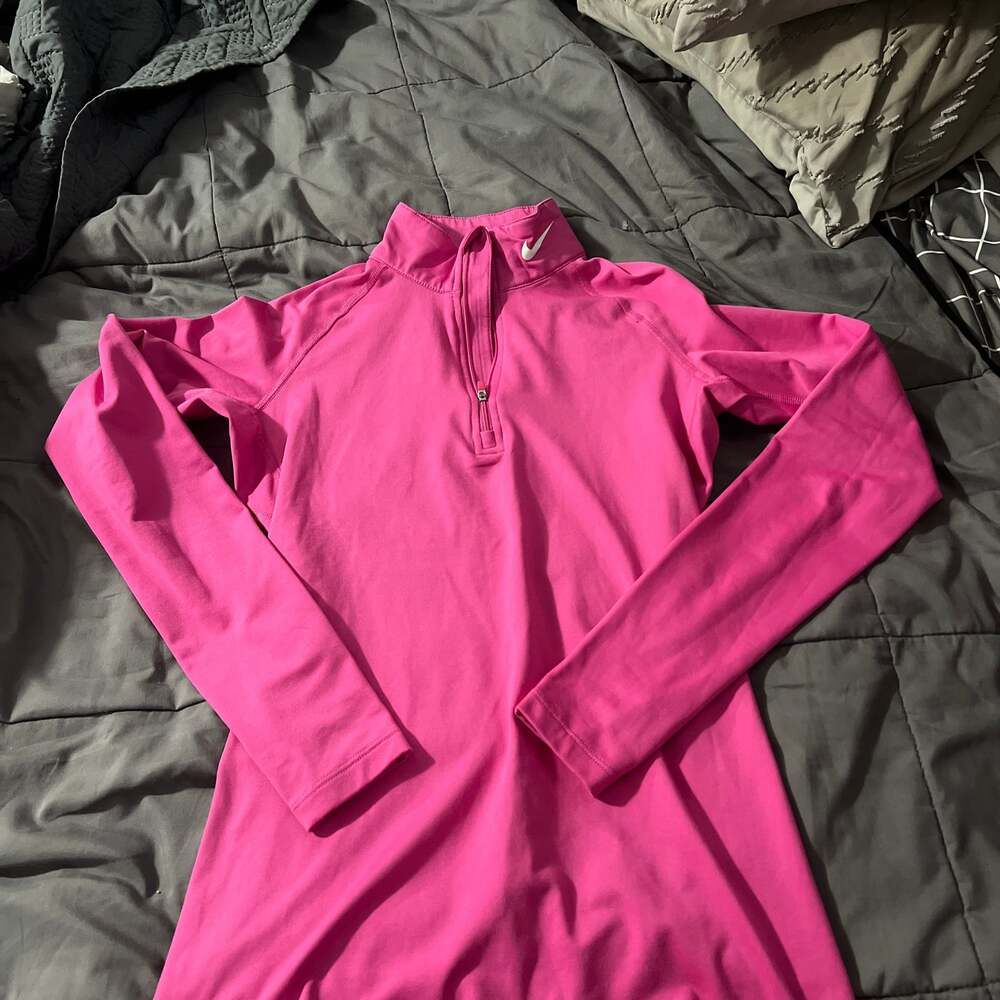 Nike Pro Therma-Fit Women's Pink 1/2 Zip Long Sleeve Pullover